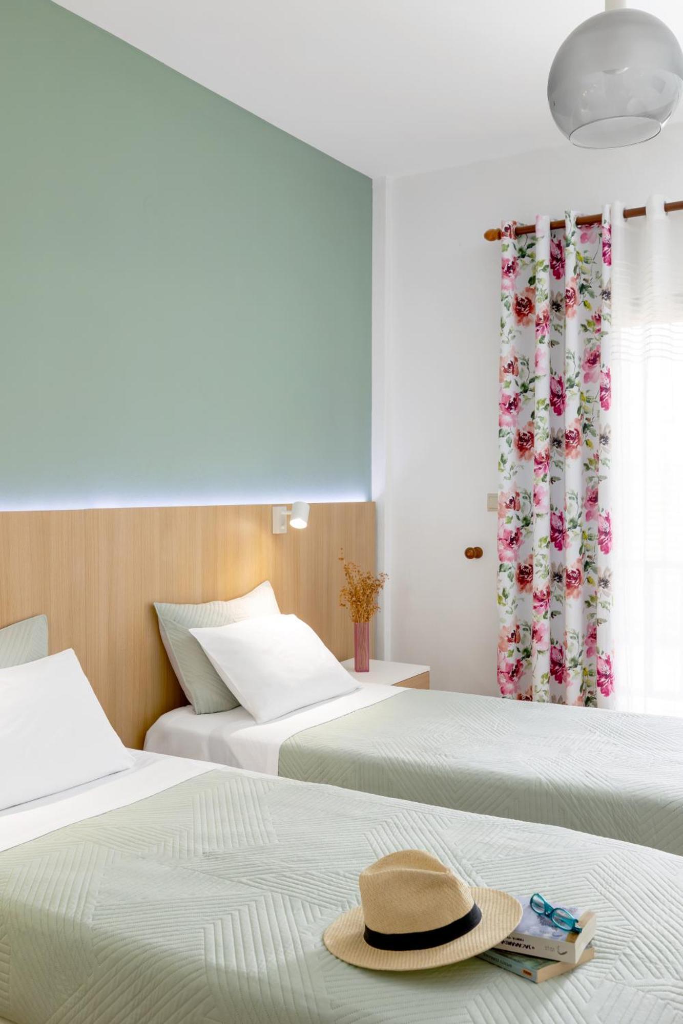 Athos Guest House Pansion Uranúpoli Kültér fotó