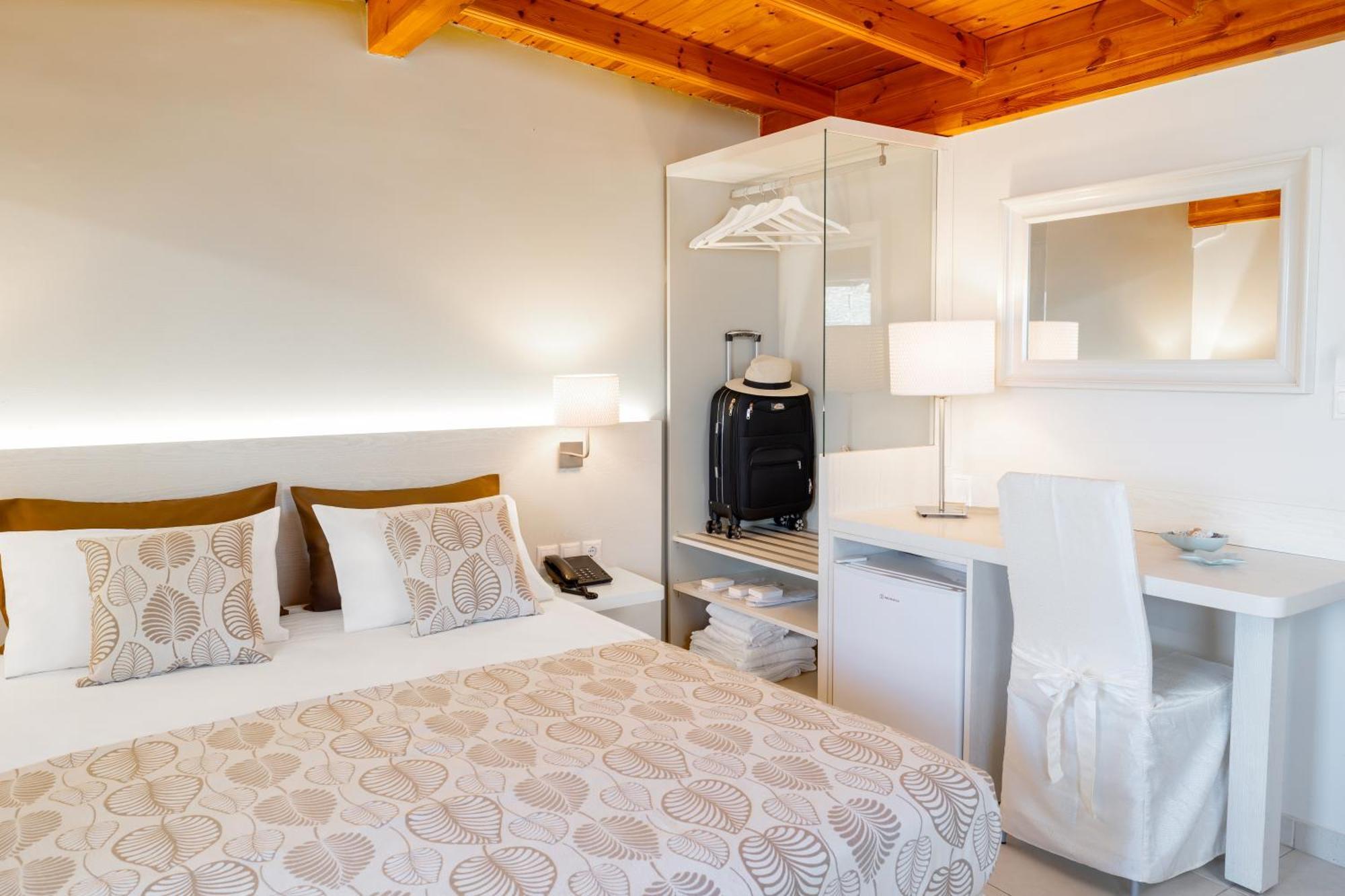 Athos Guest House Pansion Uranúpoli Kültér fotó